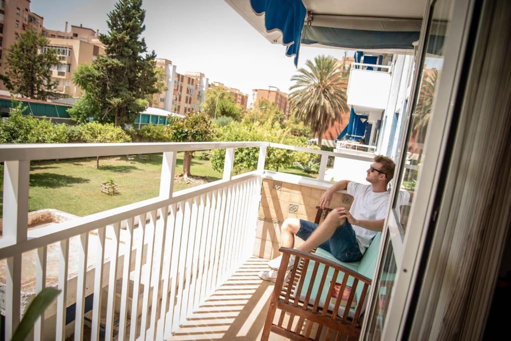 Piso con Jardín Apartamento Málaga Exterior foto