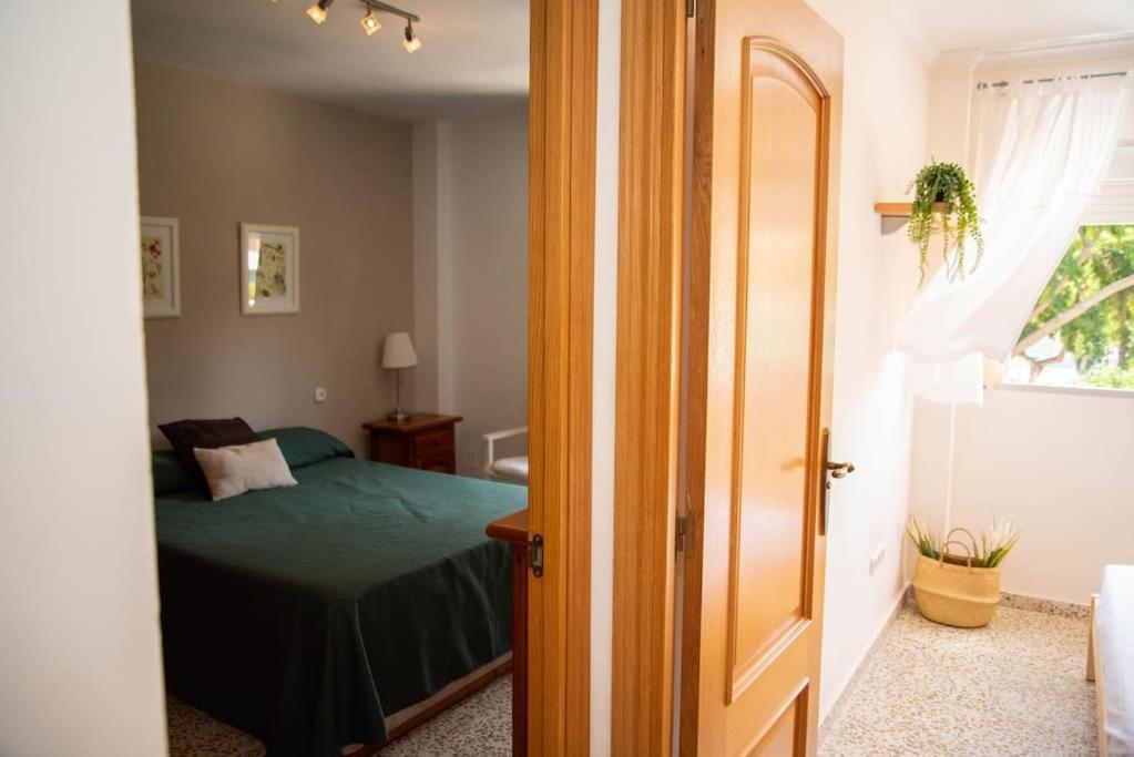 Piso con Jardín Apartamento Málaga Exterior foto