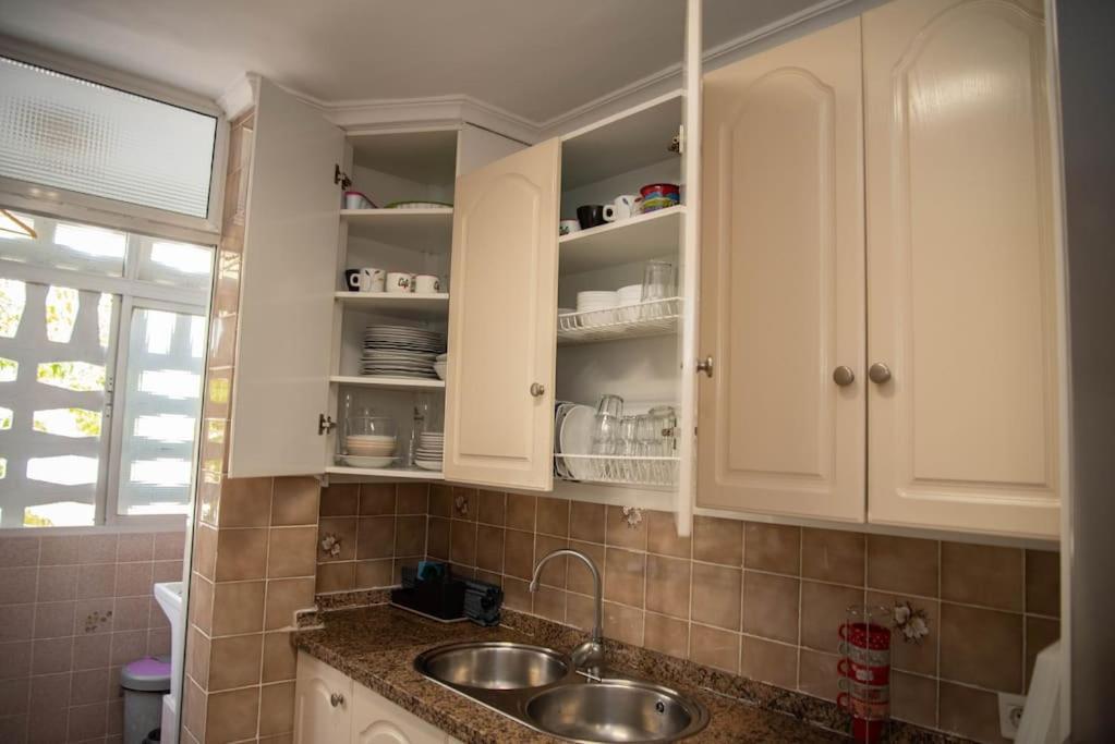 Piso con Jardín Apartamento Málaga Exterior foto